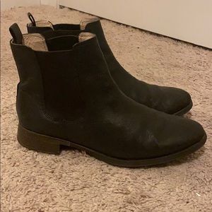 Chelsea Boots